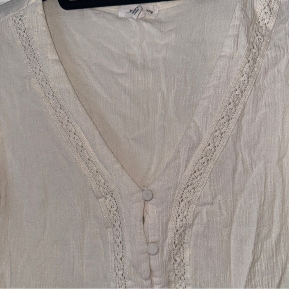 Ivory Blouse - Picture 4 of 5